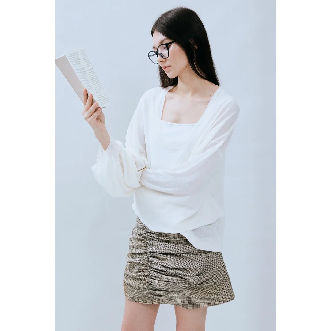 Женская осенняя модная свободная футболка-базовый слой Tee Goood White Jasmin U-Ne с длинным рукавом, утепленная, для носки поверх одежды
Женская осенняя модная свободная футболка-базовый слой Tee Goood White Jasmin U-Ne с длинным рукавом, утепленная, для носки поверх одежды