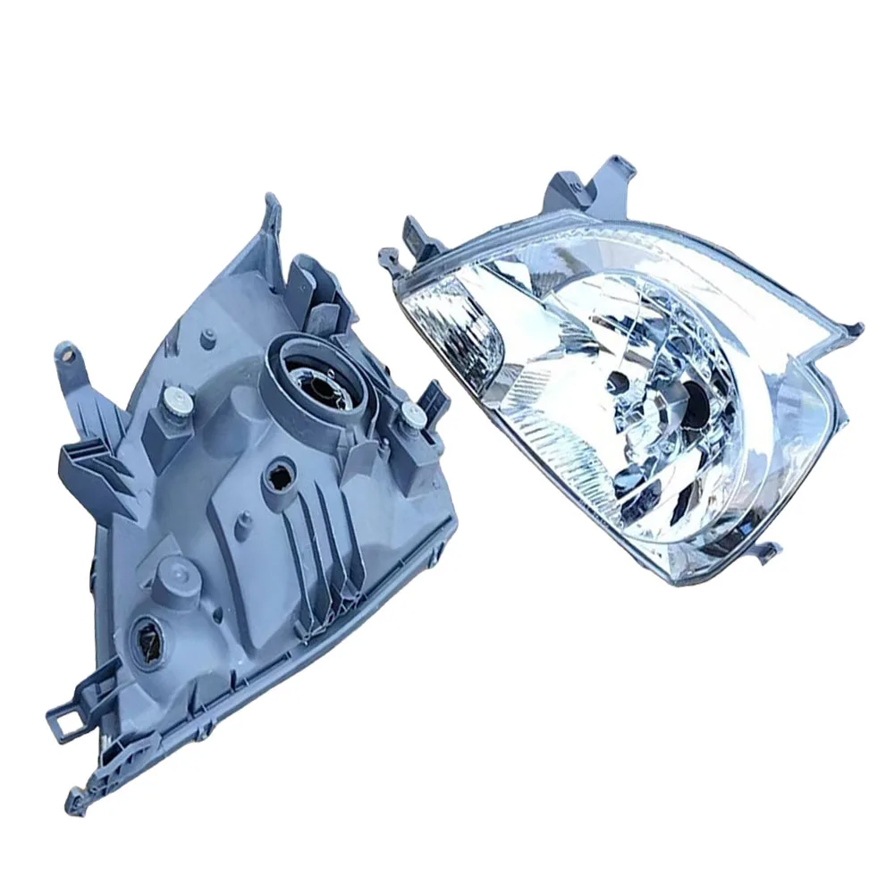 Specially designed for the Toyota HIACE REGIUS RCH47 2001 model with a pair of front headlights
Specially designed for the Toyota HIACE REGIUS RCH47 2001 model with a pair of front headlights