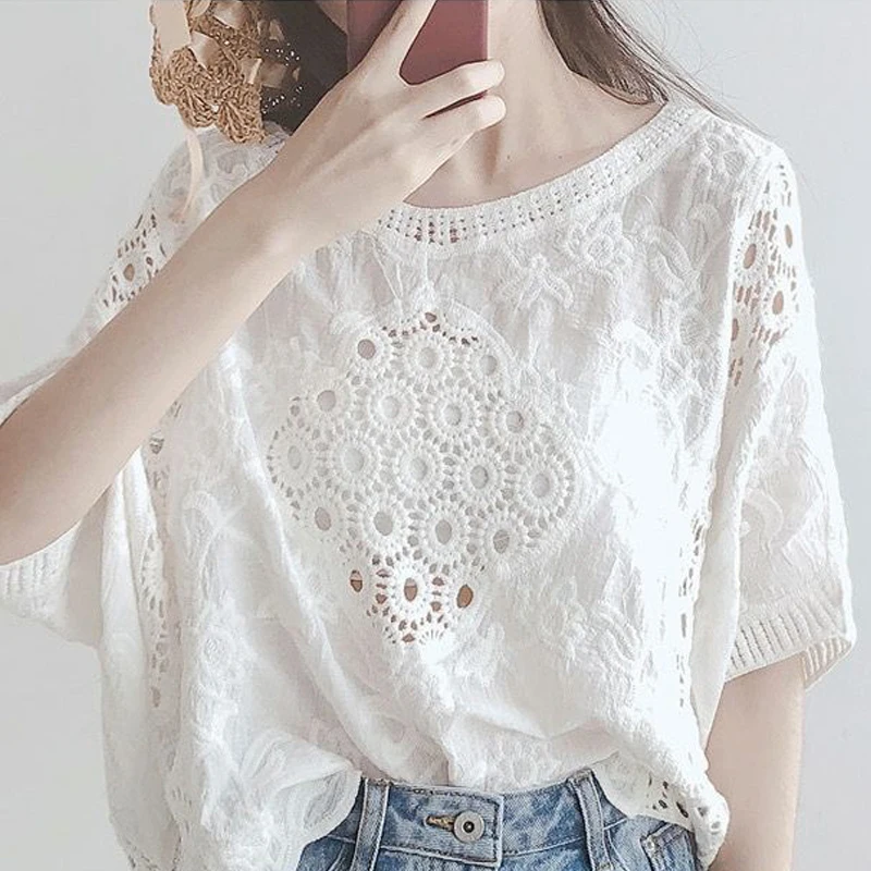 Ladies White Top Women Elegant Lace Blouse Summer 2023 Fashion Embroidery Luxury Clothes Hook Flower Hollow Pullover Baggy Shirt
Ladies White Top Women Elegant Lace Blouse Summer 2023 Fashion Embroidery Luxury Clothes Hook Flower Hollow Pullover Baggy Shirt