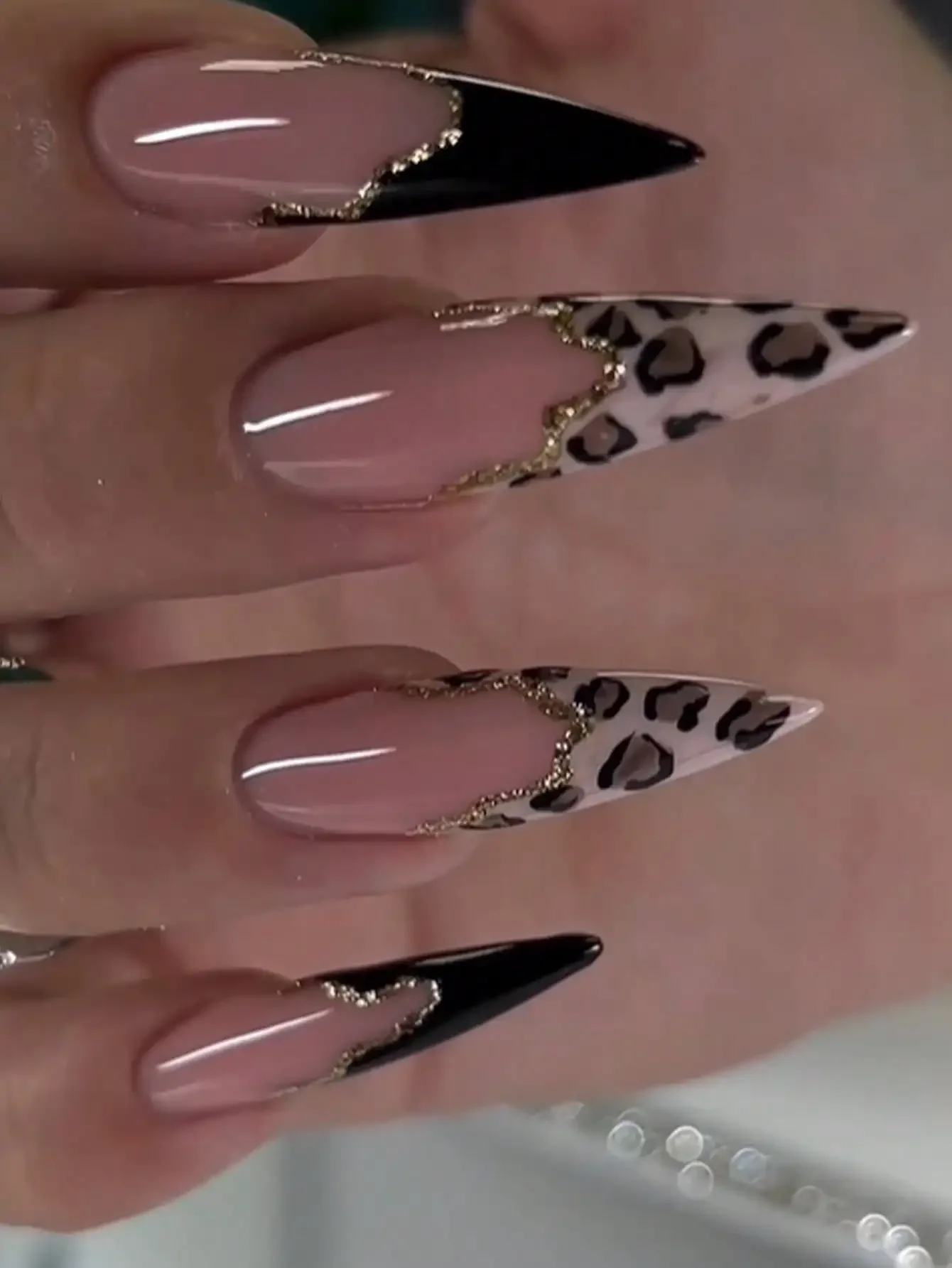 24pcs French Leopard Print Nail Stickers, Black French False Nails, Autumn Nails, Pointed Nails, Long False Nails, Nude Nails, Nail Art Supplies
24pcs French Leopard Print Nail Stickers, Black French False Nails, Autumn Nails, Pointed Nails, Long False Nails, Nude Nails, Nail Art Supplies