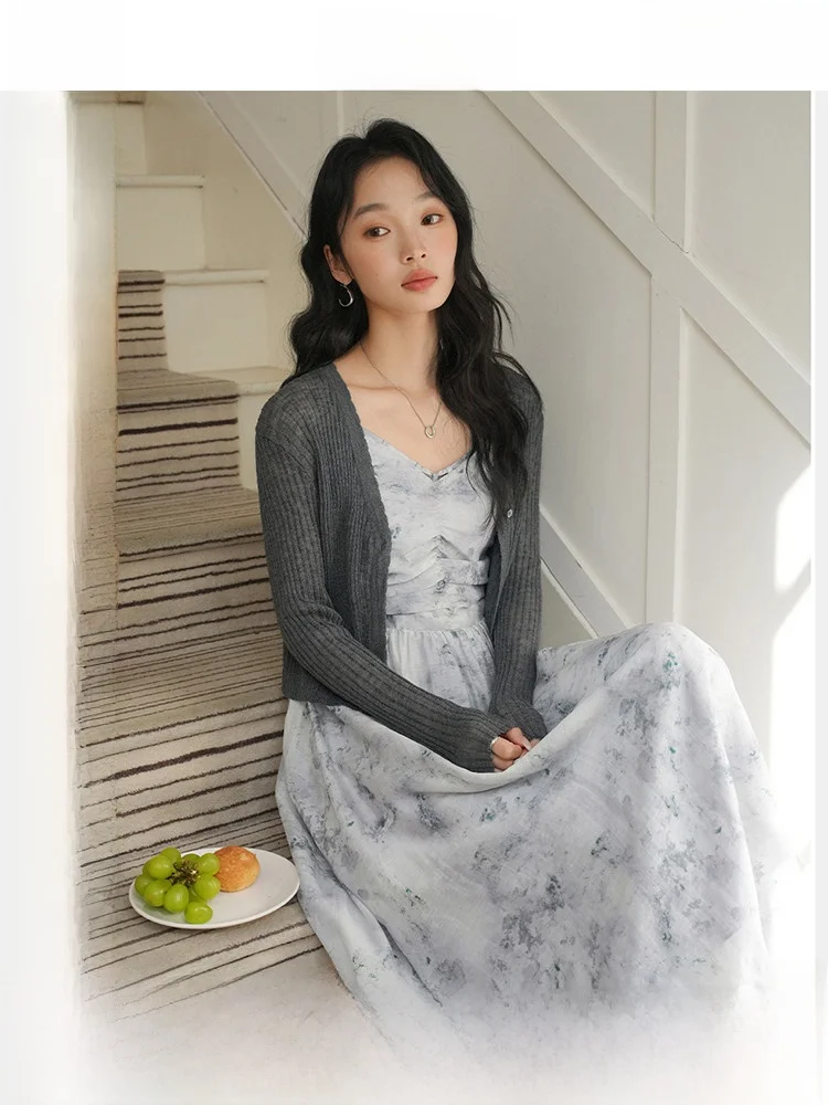 Women's Spring Knitted Floral Dr Set V-Ne Long Sve Casual Sle Two-Piece Suit Floral Print Off-oulder Top And Skirt
Women's Spring Knitted Floral Dr Set V-Ne Long Sve Casual Sle Two-Piece Suit Floral Print Off-oulder Top And Skirt
