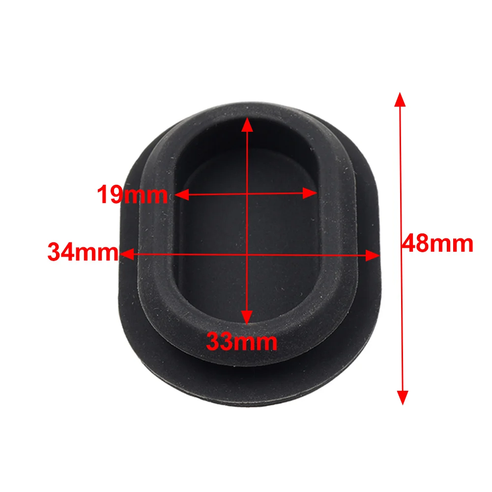 Rear Antenna Hole Plug Cap Filler Cover For Harley Touring Street Glide Road King Road Glide FLHX FLTRX 2010-2023 Not for CVO
Rear Antenna Hole Plug Cap Filler Cover For Harley Touring Street Glide Road King Road Glide FLHX FLTRX 2010-2023 Not for CVO