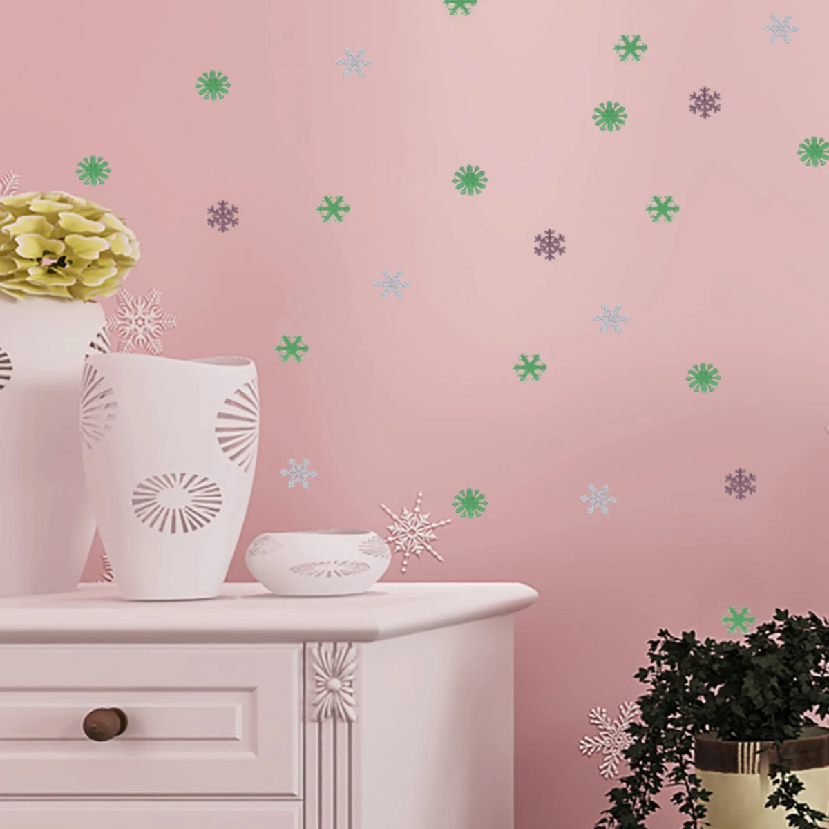 50 PCS 3D Snowflake Wall Stickers Decals Fluorescent Christmas Glow in The Dark Holiday Glowing Decorations Winter
50 PCS 3D Snowflake Wall Stickers Decals Fluorescent Christmas Glow in The Dark Holiday Glowing Decorations Winter