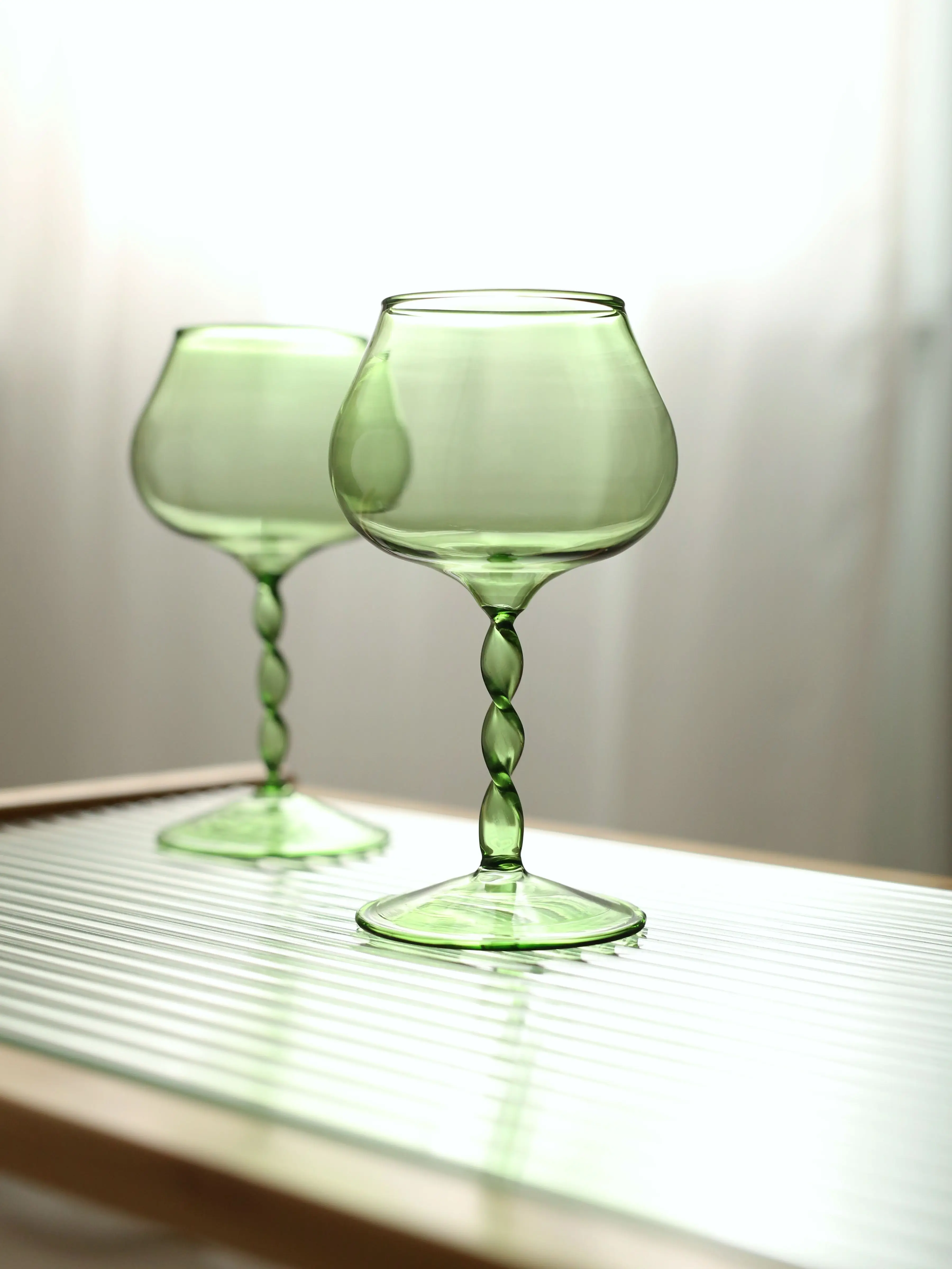 Green Crystal Glass Wine Goblet Creative Home Use Wine Glasses Cocktail Glasses Green Spiral Cup Stem Barware
Green Crystal Glass Wine Goblet Creative Home Use Wine Glasses Cocktail Glasses Green Spiral Cup Stem Barware