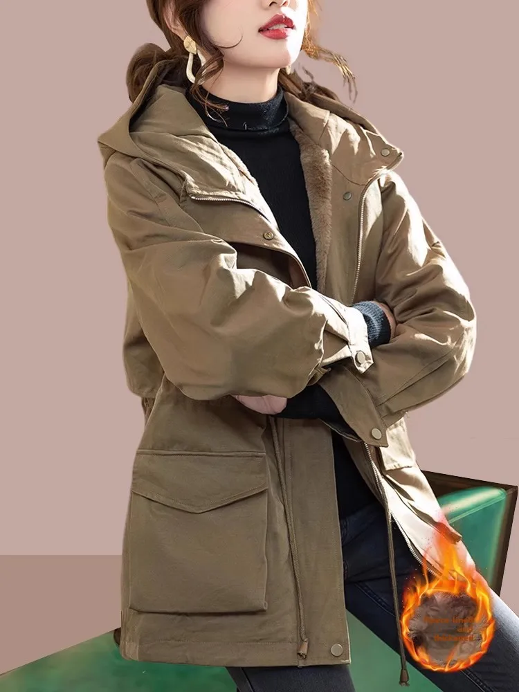 Утепленная зимняя куртка в корейском стиле, свободного кроя, с капюшоном, средней длины, парка для женщин, хлопковое стеганое пальто
Утепленная зимняя куртка в корейском стиле, свободного кроя, с капюшоном, средней длины, парка для женщин, хлопковое стеганое пальто
