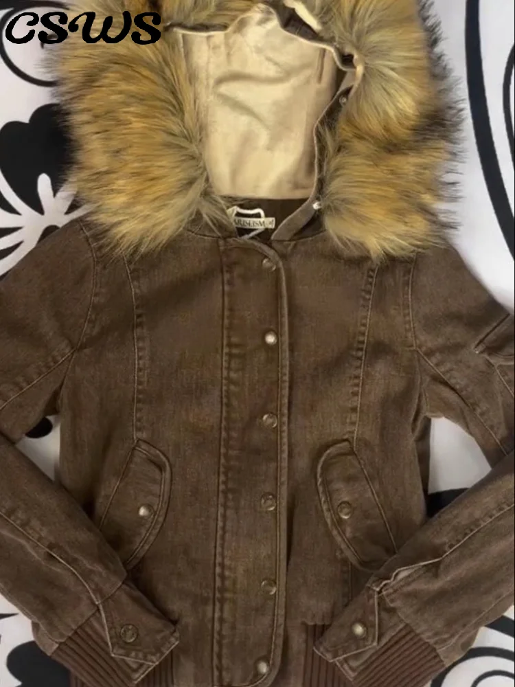 Elegant Fur Patchwork Hooded Coat Women Chic Thicken Zipper Pocket Button Female Jacket 2025 Autumn Winter Lady Streetwear
Elegant Fur Patchwork Hooded Coat Women Chic Thicken Zipper Pocket Button Female Jacket 2025 Autumn Winter Lady Streetwear