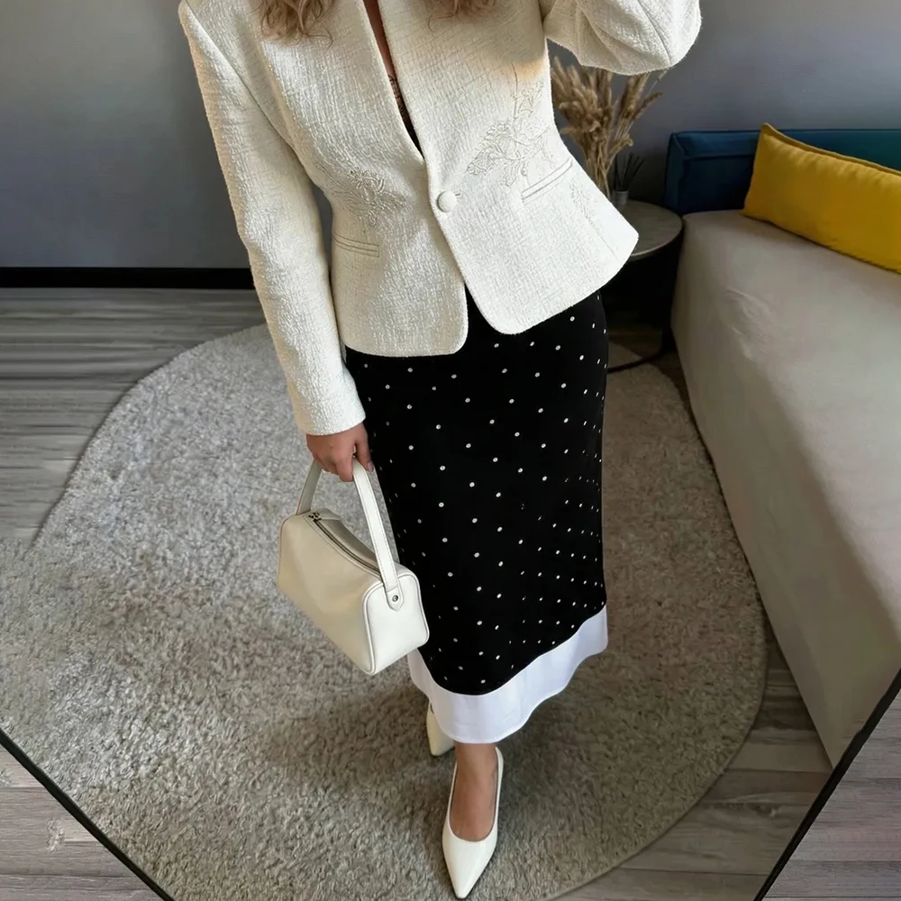Talenza Women's Elegant Polka Dot Maxi Skirt Summer Print Contrast Slit Patchwork Casual Skirt Vintage High Waist Female Skirts
Talenza Women's Elegant Polka Dot Maxi Skirt Summer Print Contrast Slit Patchwork Casual Skirt Vintage High Waist Female Skirts
