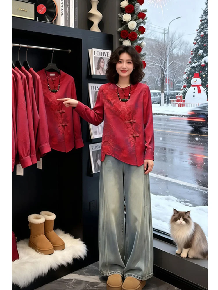 Red Chinese Style Floral Embroidery Shirt Women's Spring Autumn New Irregular Hem Top Buttoned Casual Fashion Vintage Loose Fit
Red Chinese Style Floral Embroidery Shirt Women's Spring Autumn New Irregular Hem Top Buttoned Casual Fashion Vintage Loose Fit