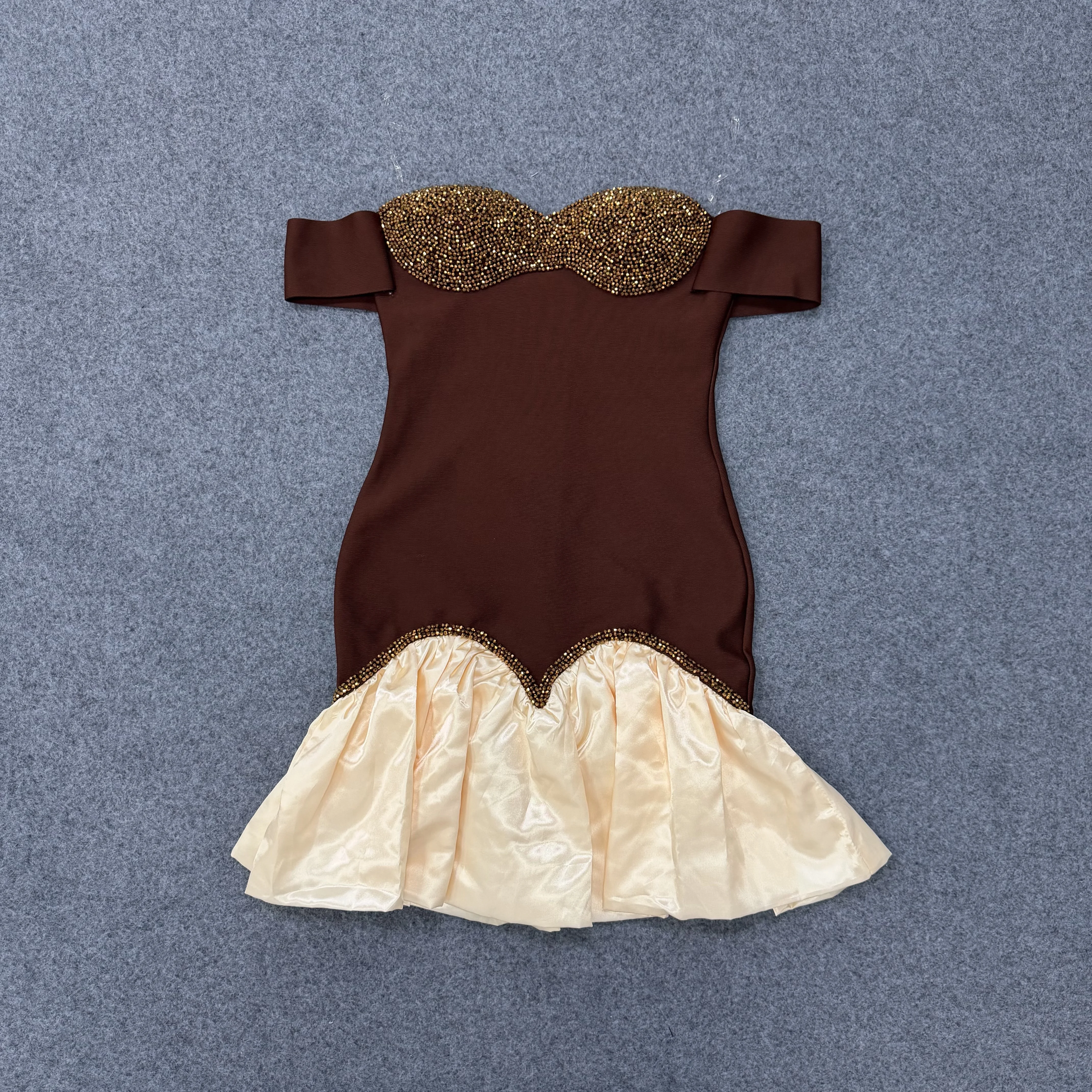 Sexy Women's Clothes Dropped Shoulder Beading Bandage Dress Celebrity Super Mini Club Costume Luxury Women's Birthday Dress
Sexy Women's Clothes Dropped Shoulder Beading Bandage Dress Celebrity Super Mini Club Costume Luxury Women's Birthday Dress