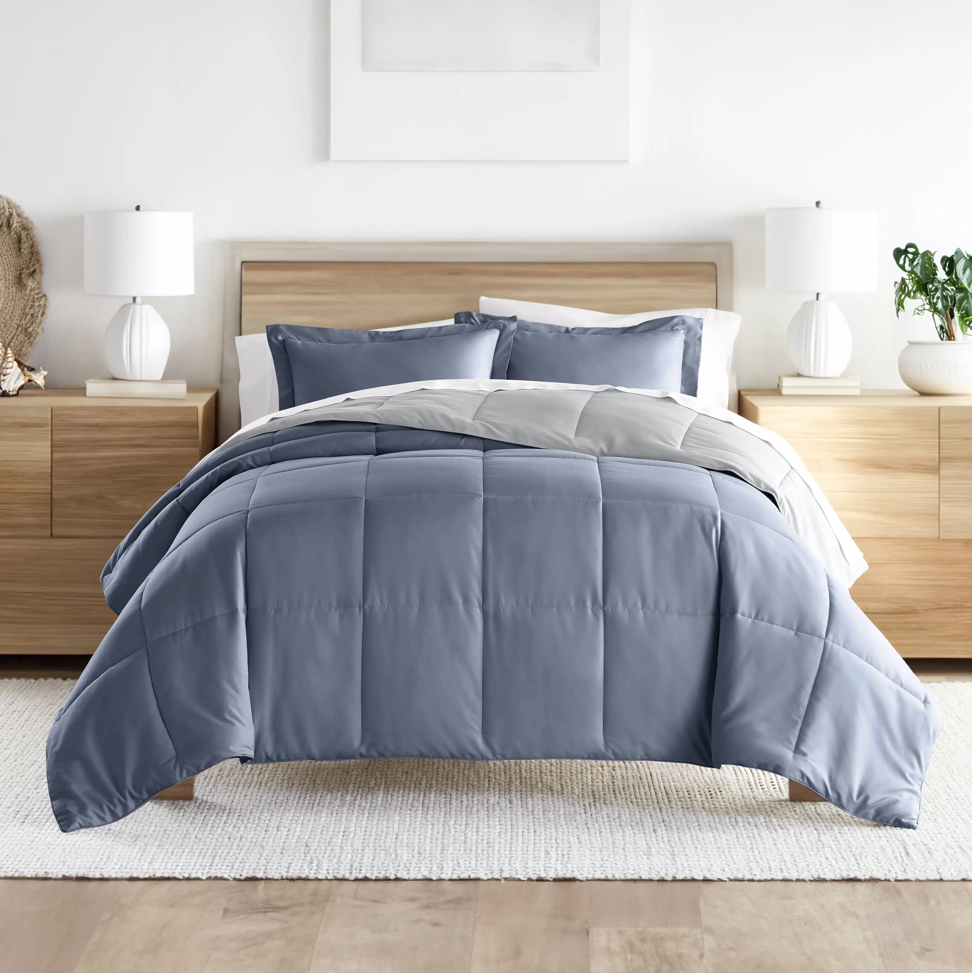 Двусторонний комплект альтернативных одеял вниз из 3 предметов Stone & Light Grey, полный/королевский
Двусторонний комплект альтернативных одеял вниз из 3 предметов Stone & Light Grey, полный/королевский