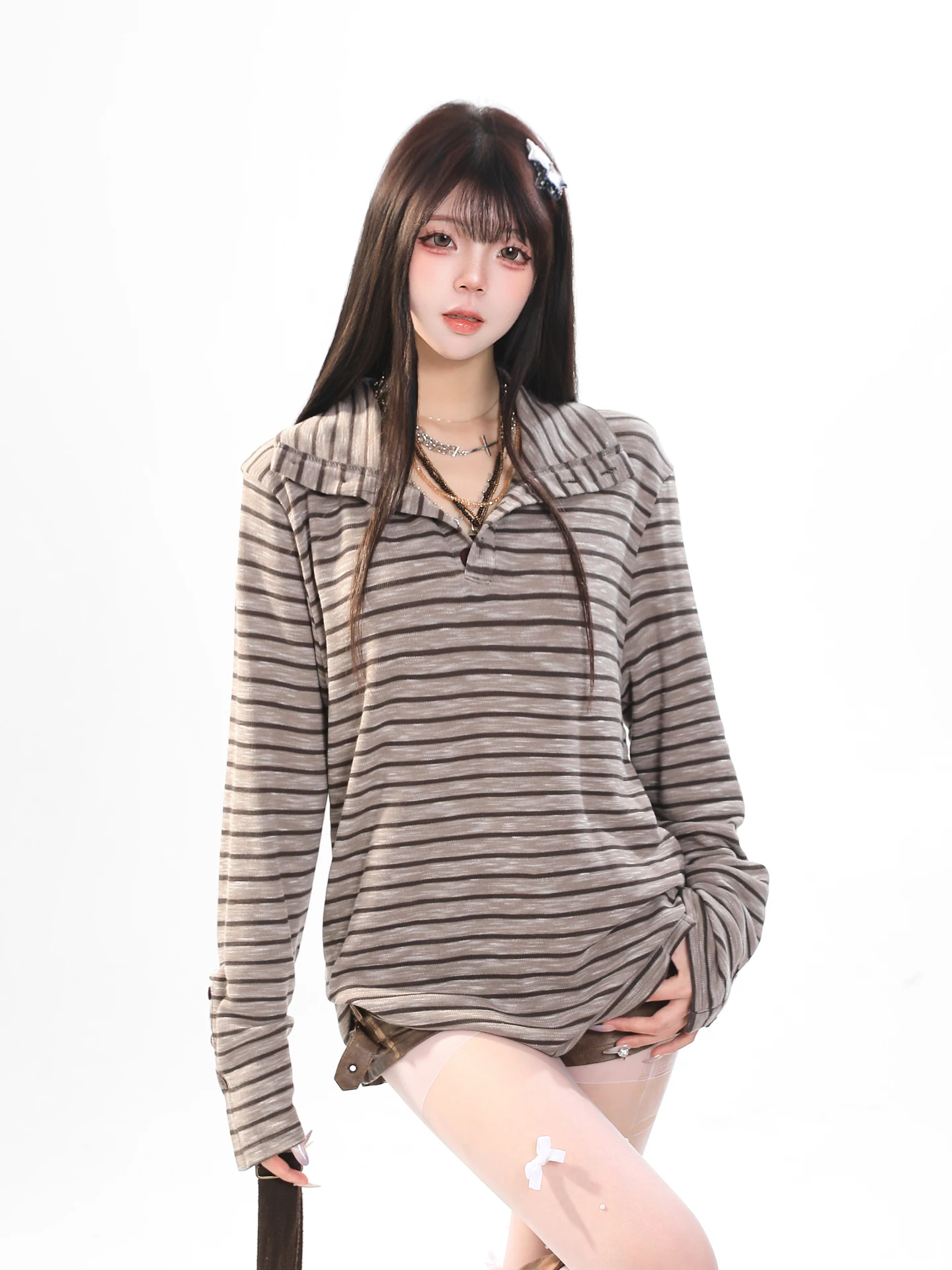 American Retro Striped Collar Button Long Sleeve T-Shirt Women's Loose Lazy Casual Versatile Design Top Spring Season
American Retro Striped Collar Button Long Sleeve T-Shirt Women's Loose Lazy Casual Versatile Design Top Spring Season