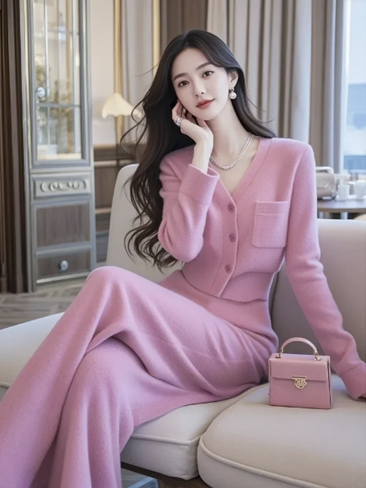 New set fashionable temperament small fragrant style sweater+wide leg pants two-piece set Autumn and winter
New set fashionable temperament small fragrant style sweater+wide leg pants two-piece set Autumn and winter