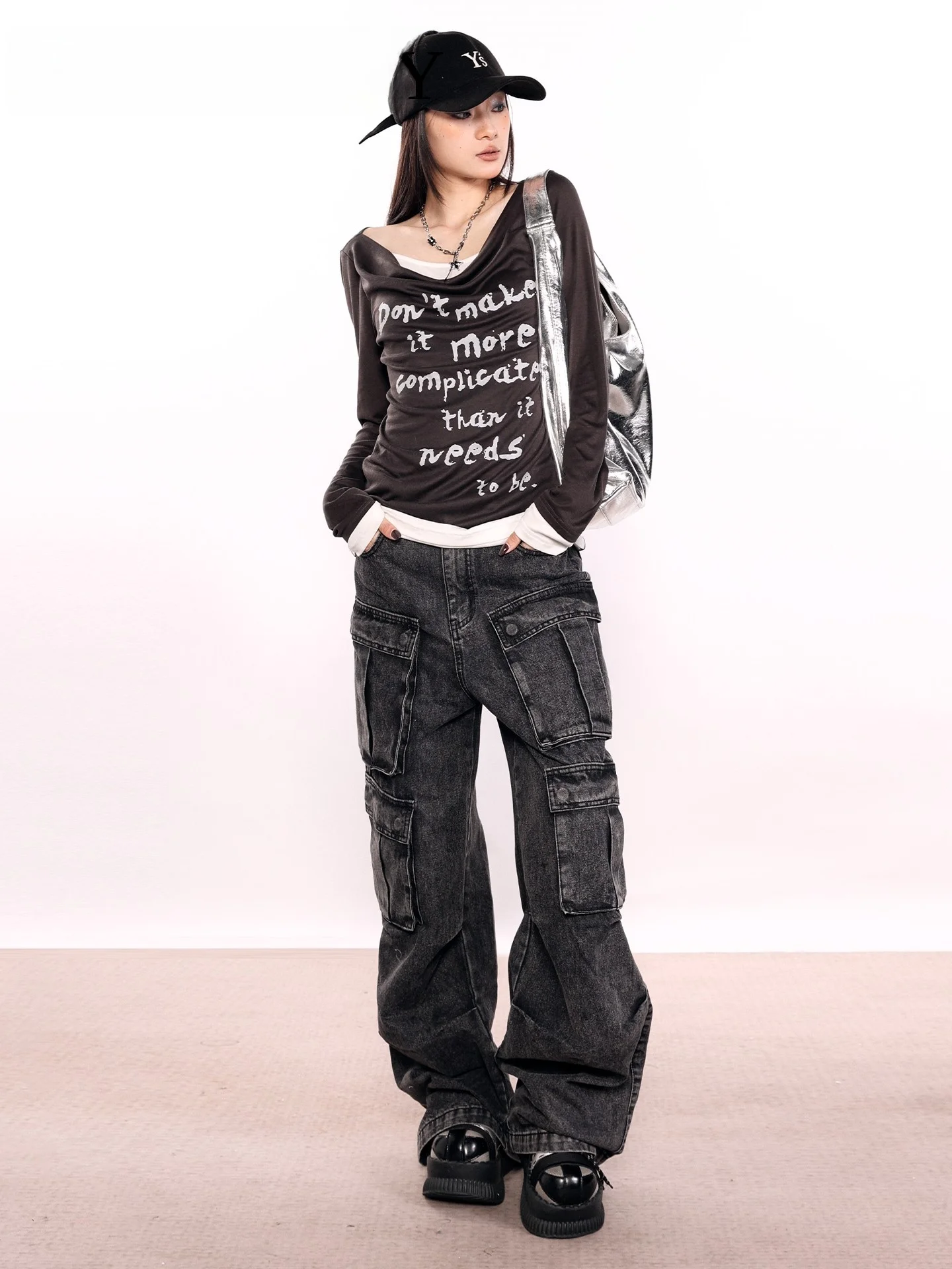 American Style Low Waist Wide Leg Heavy Duty Women's Jeans Color Rubbing Cotton Workwear Trousers Multi Pocket Casual Pants
American Style Low Waist Wide Leg Heavy Duty Women's Jeans Color Rubbing Cotton Workwear Trousers Multi Pocket Casual Pants