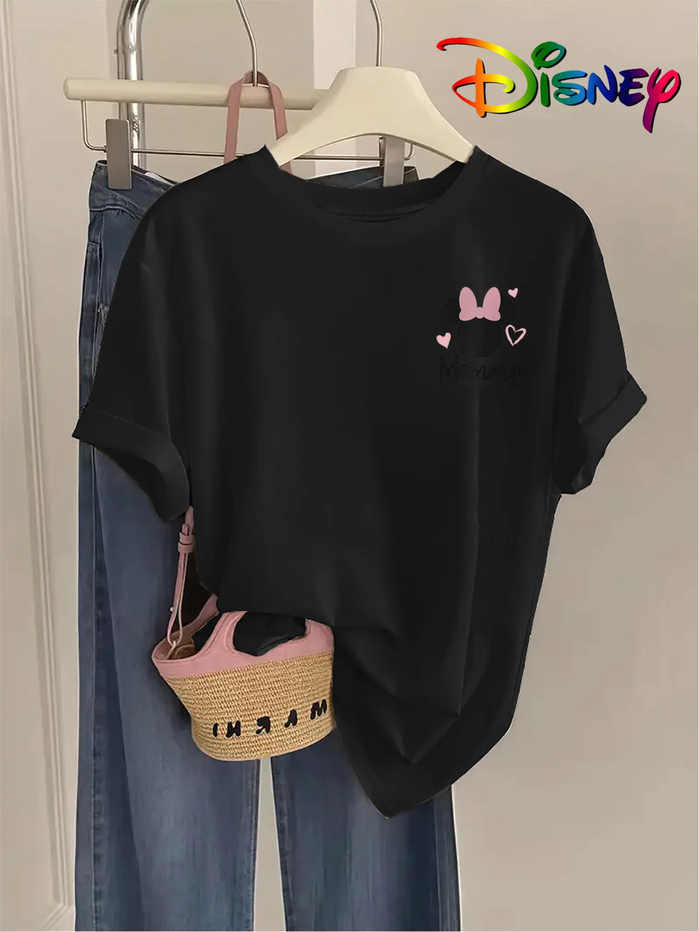 2025 Disney Pattern Printed Women's Casual Comfortable Unique Smiling Face Black Round Neck Short Sleeve T-shirt
2025 Disney Pattern Printed Women's Casual Comfortable Unique Smiling Face Black Round Neck Short Sleeve T-shirt