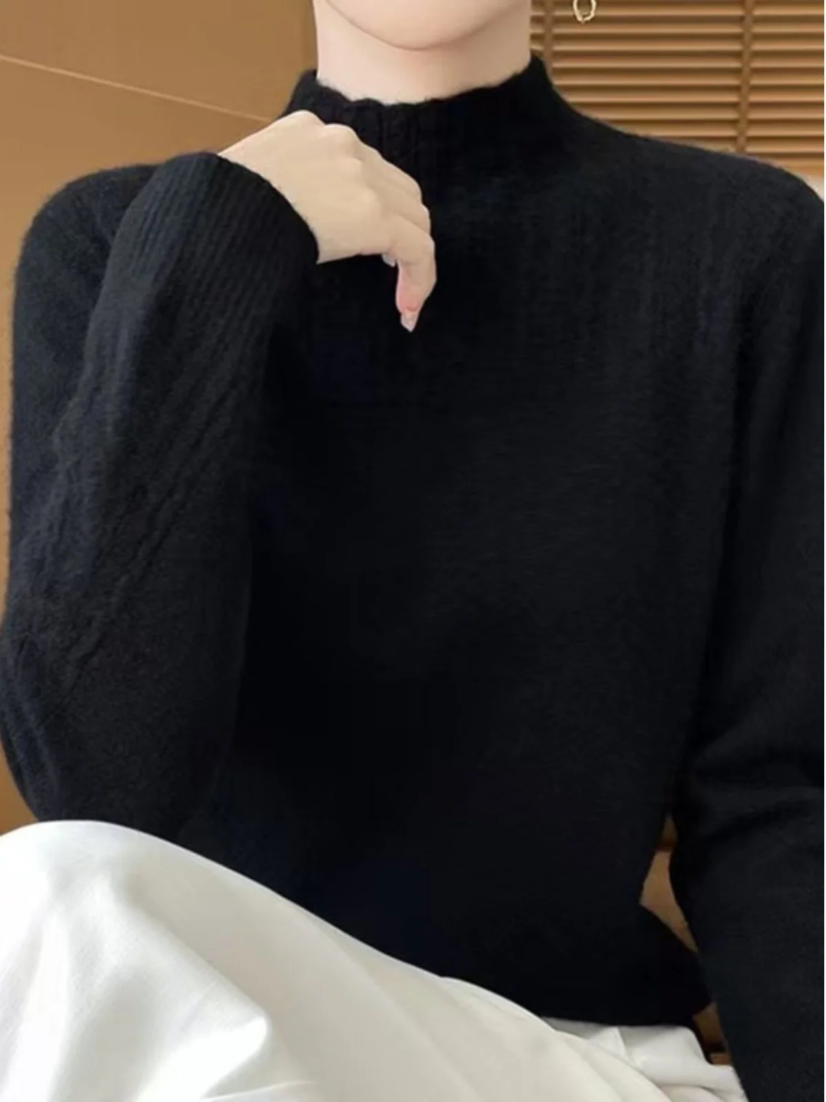 Thiened Chic Winter Knitted Wool Sweater Women's Overhead Long Sve f High Collar Camere Yarn Twist Base irt
Thiened Chic Winter Knitted Wool Sweater Women's Overhead Long Sve f High Collar Camere Yarn Twist Base irt