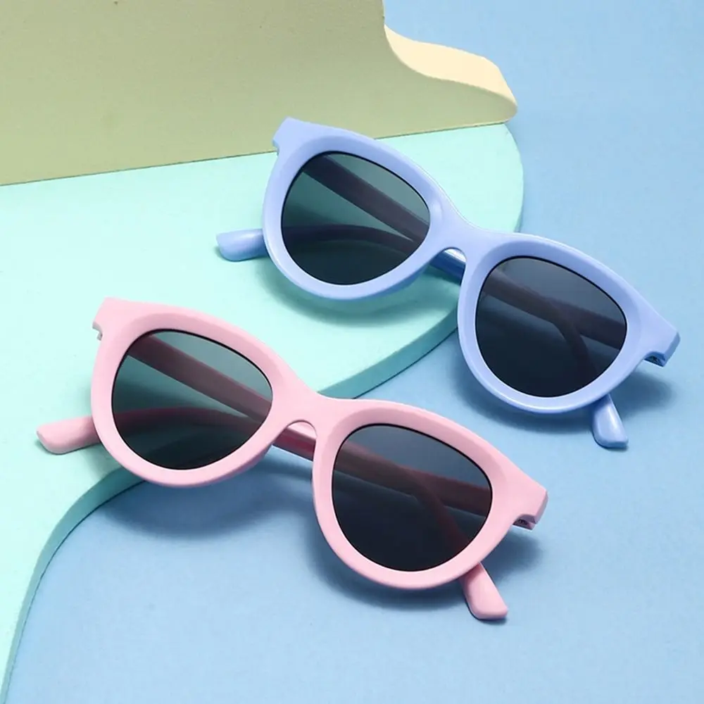Fashion Retro Kids Sunglasses Candy Color Soft Children's Sun Glasses UV Protection Silicone Frame Shades for Boys & Girls
Fashion Retro Kids Sunglasses Candy Color Soft Children's Sun Glasses UV Protection Silicone Frame Shades for Boys & Girls