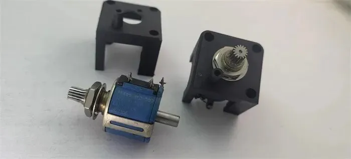 Bourns 3540s-3fb-5025k двухосевой многооборотный потенциометр 10-оборотный пресс-потенциометр
Bourns 3540s-3fb-5025k двухосевой многооборотный потенциометр 10-оборотный пресс-потенциометр
