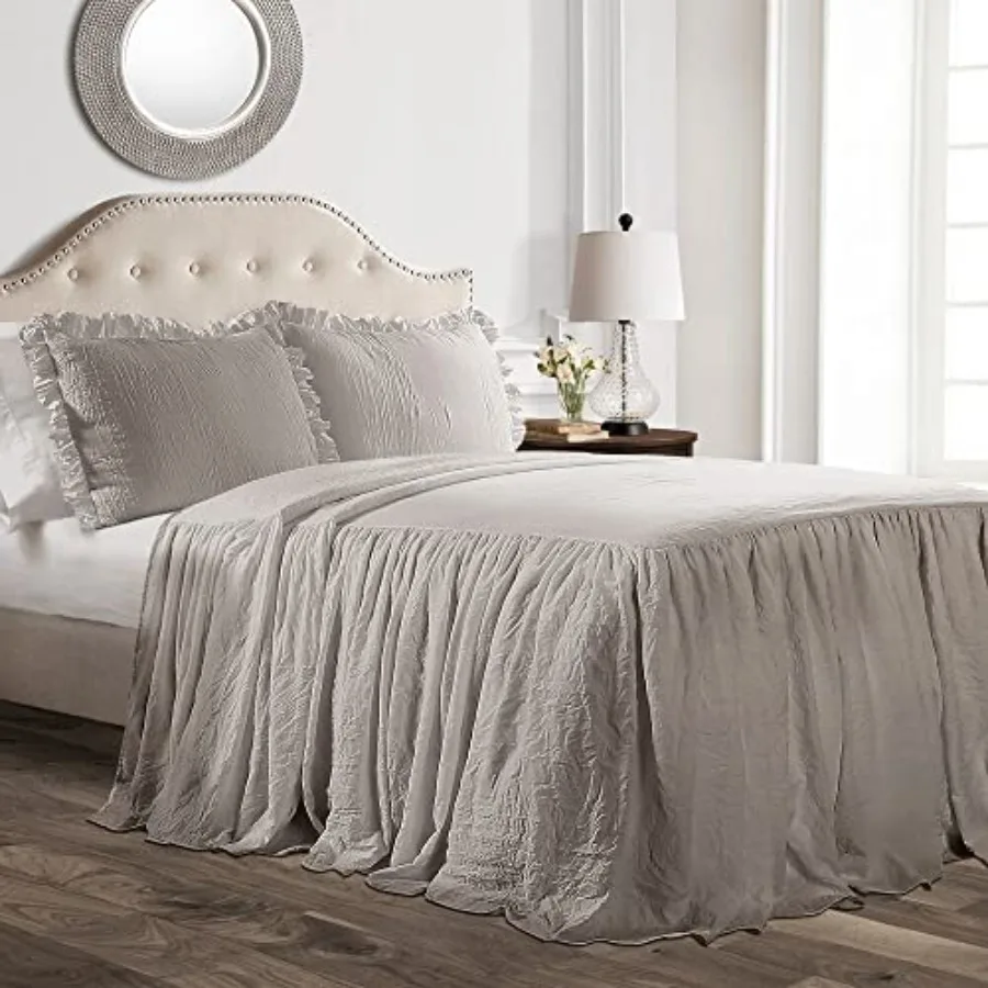 Ruffle Skirt Bedspread Set - 3 Pcs Luxurious Farmhouse Bedding Set - Elegant Charming Ruffle Detail - Timeless Style and Classi
Ruffle Skirt Bedspread Set - 3 Pcs Luxurious Farmhouse Bedding Set - Elegant Charming Ruffle Detail - Timeless Style and Classi