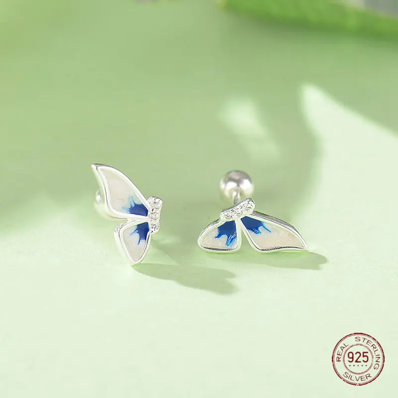 Женские серьги-гвоздики из серебра 925 пробы, в виде бабочки
Женские серьги-гвоздики из серебра 925 пробы, в виде бабочки