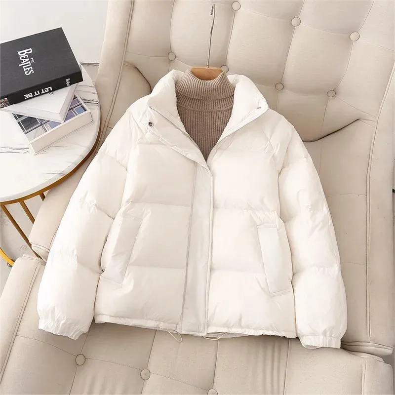 2023 New Women Parka Short Jacket Winter Thick Cotton Padded Coats Female Korean Loose Puffer Parkas Stand Collar Ladies Outwear
2023 New Women Parka Short Jacket Winter Thick Cotton Padded Coats Female Korean Loose Puffer Parkas Stand Collar Ladies Outwear
