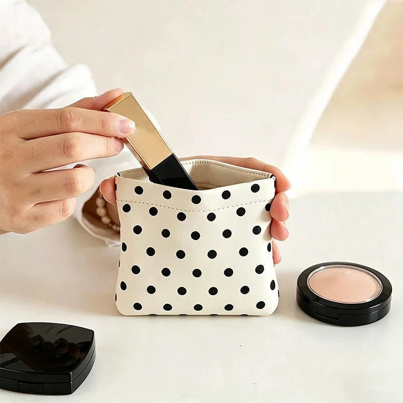 MIYIN Mini Short Coin Purse Stylish Polka Dot Automatic Closure Small Wallet for Credit Cards/Jewelry/Coins/Keys Unisex Wallet
MIYIN Mini Short Coin Purse Stylish Polka Dot Automatic Closure Small Wallet for Credit Cards/Jewelry/Coins/Keys Unisex Wallet