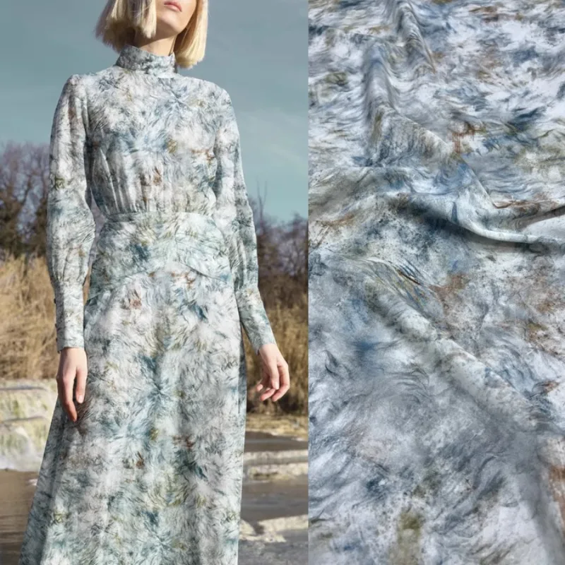 Тонкая шелковая крепдешинная ткань шириной 140 см шириной 18 мм с серо-синим узором перьев для шитья летних классических брюк, пижамы R2510
Тонкая шелковая крепдешинная ткань шириной 140 см шириной 18 мм с серо-синим узором перьев для шитья летних классических брюк, пижамы R2510