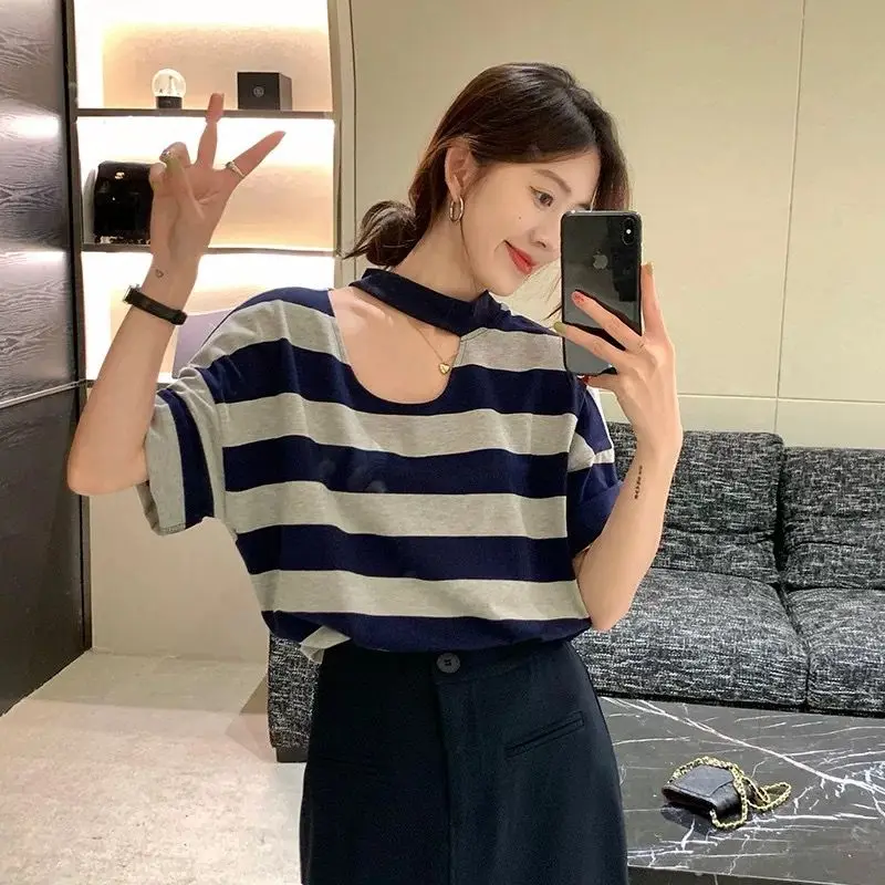 Summer French Style Striped Loose Pullovers Women's Chic O-neck Casual Short Sleeve T-shirt
Summer French Style Striped Loose Pullovers Women's Chic O-neck Casual Short Sleeve T-shirt