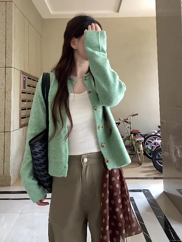 Ранняя осень 2022, новый вязаный топ Sle Soft een, женский свободный ленивый корейский свитер, кардиган, верхняя одежда, прямой...
Ранняя осень 2022, новый вязаный топ Sle Soft een, женский свободный ленивый корейский свитер, кардиган, верхняя одежда, прямой...