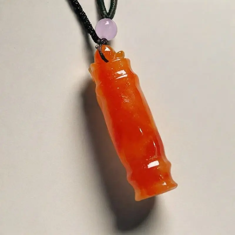 Myanmar jadeite pure natural glutinous seed red jadeite high pendant jade material ice transparent water temperament
Myanmar jadeite pure natural glutinous seed red jadeite high pendant jade material ice transparent water temperament