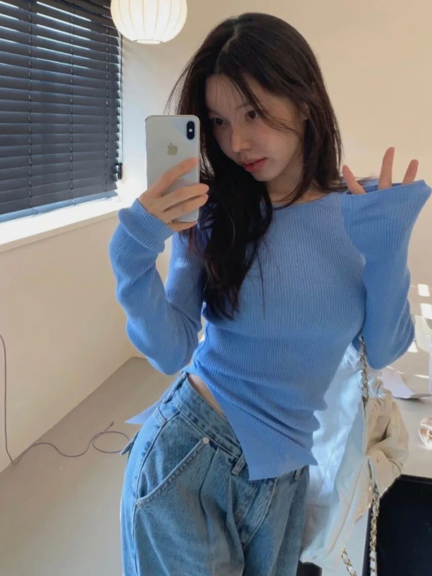 2025 Autumn New Long Sve Knitted Women's Base irt French Sle Pure Desire Faion Split Slimming Versatile Top
2025 Autumn New Long Sve Knitted Women's Base irt French Sle Pure Desire Faion Split Slimming Versatile Top