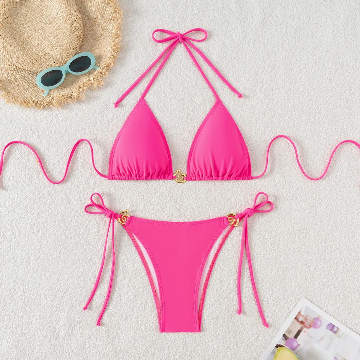 String Bikinis 2024 Women Sexy Triangle Swimsuit Solid Pink Swimwear Female Gold Swirl Bathing Swimming Swim Suit Beach Wear
String Bikinis 2024 Women Sexy Triangle Swimsuit Solid Pink Swimwear Female Gold Swirl Bathing Swimming Swim Suit Beach Wear