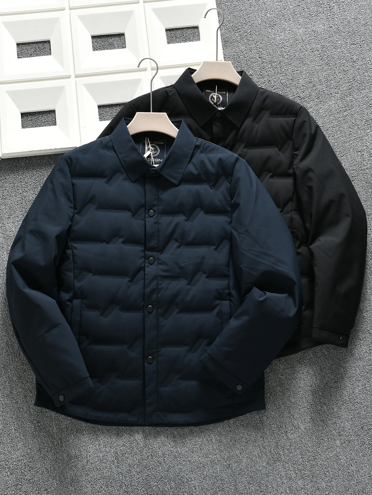 Men's down Jacket Lightweight Casual Collar Duck down Windproof Warm City Casual Daily Commute Business Style Polyester Fiber
Men's down Jacket Lightweight Casual Collar Duck down Windproof Warm City Casual Daily Commute Business Style Polyester Fiber