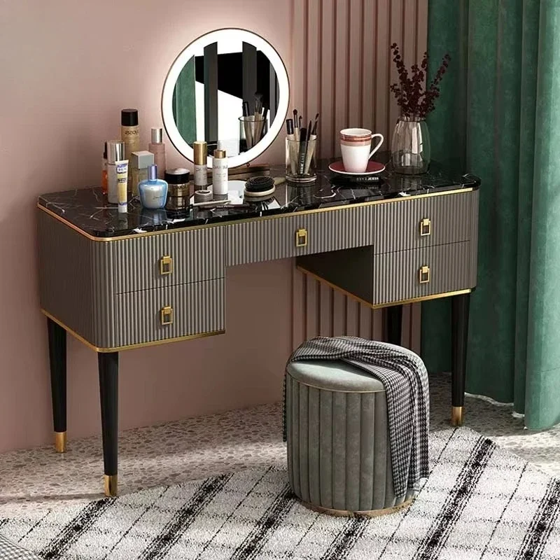 High-quality modern dressing table for luxury hotels and villas with LED mirrors, bedroom furniture
High-quality modern dressing table for luxury hotels and villas with LED mirrors, bedroom furniture