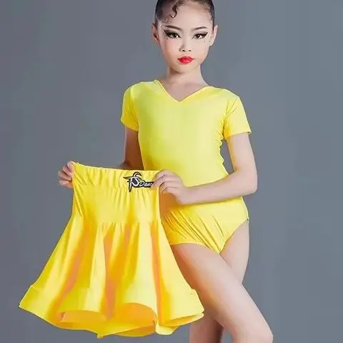 2026 Professional Girls Short Sleeve Latin Dance DressTwo-piece set Flared Skirt Salsa Cha Cha Competition Children Latin Dance
2026 Professional Girls Short Sleeve Latin Dance DressTwo-piece set Flared Skirt Salsa Cha Cha Competition Children Latin Dance