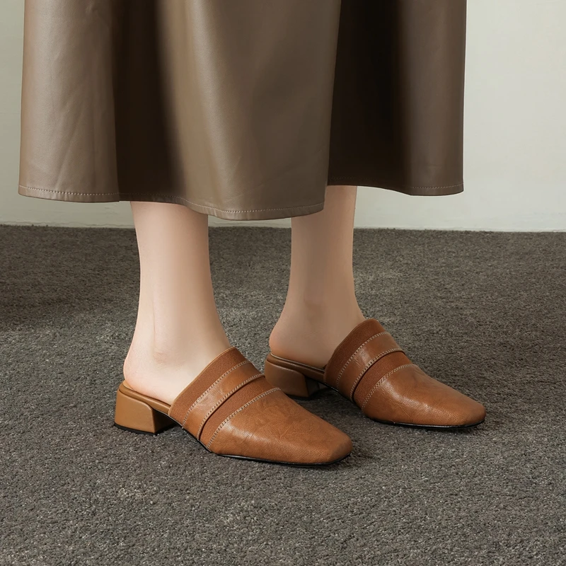 Women's new summer genuine leather sheepskin square toe, thick heel, mid heel, retro M ü ller shoes, fashion slippers
Women's new summer genuine leather sheepskin square toe, thick heel, mid heel, retro M ü ller shoes, fashion slippers
