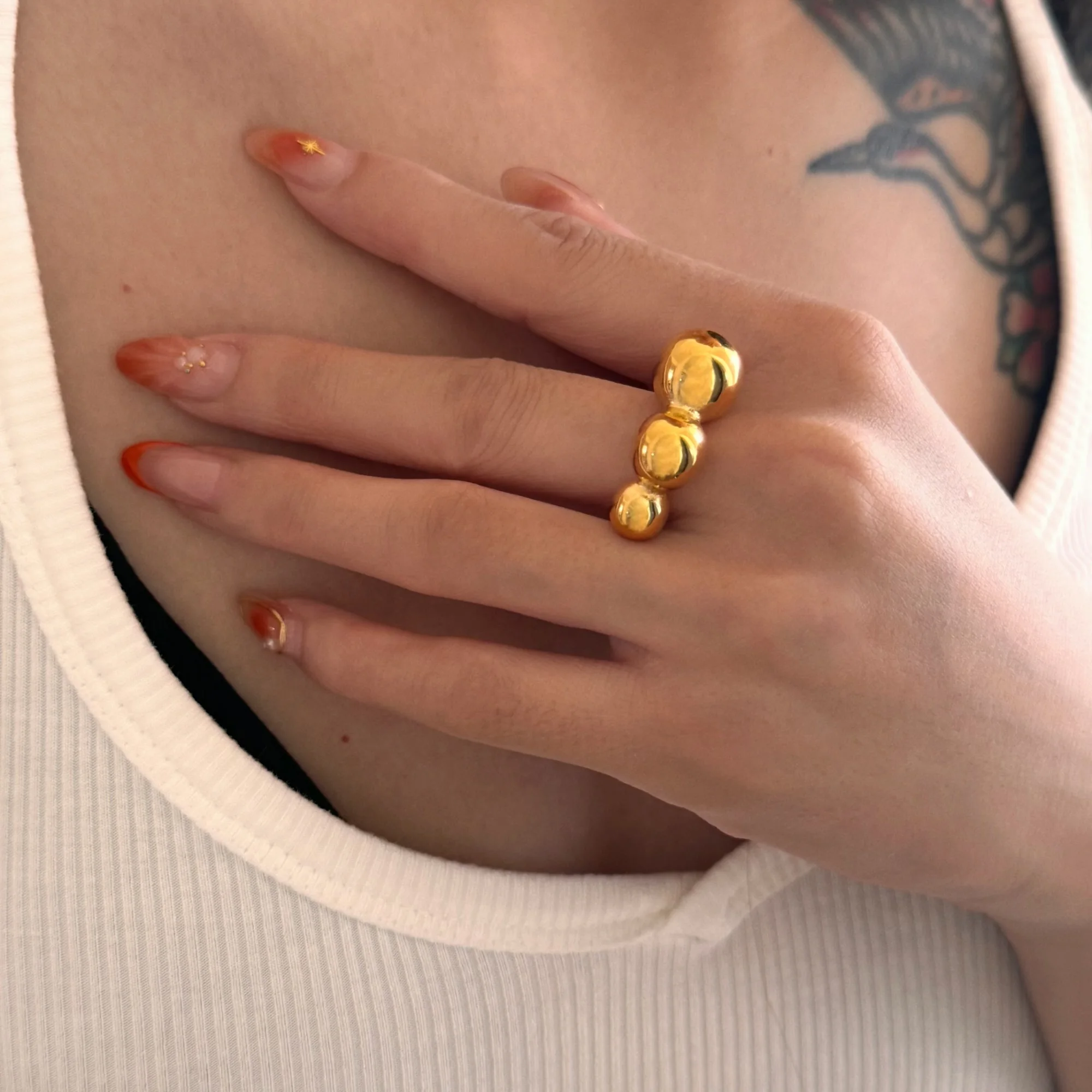 DASEIN Summer New Minimalist Polished Gypsy Round Bead Ring 18k Pvd Gold Plated Stainless Steel Hyperbole Dancer Jewelry Unisex
DASEIN Summer New Minimalist Polished Gypsy Round Bead Ring 18k Pvd Gold Plated Stainless Steel Hyperbole Dancer Jewelry Unisex