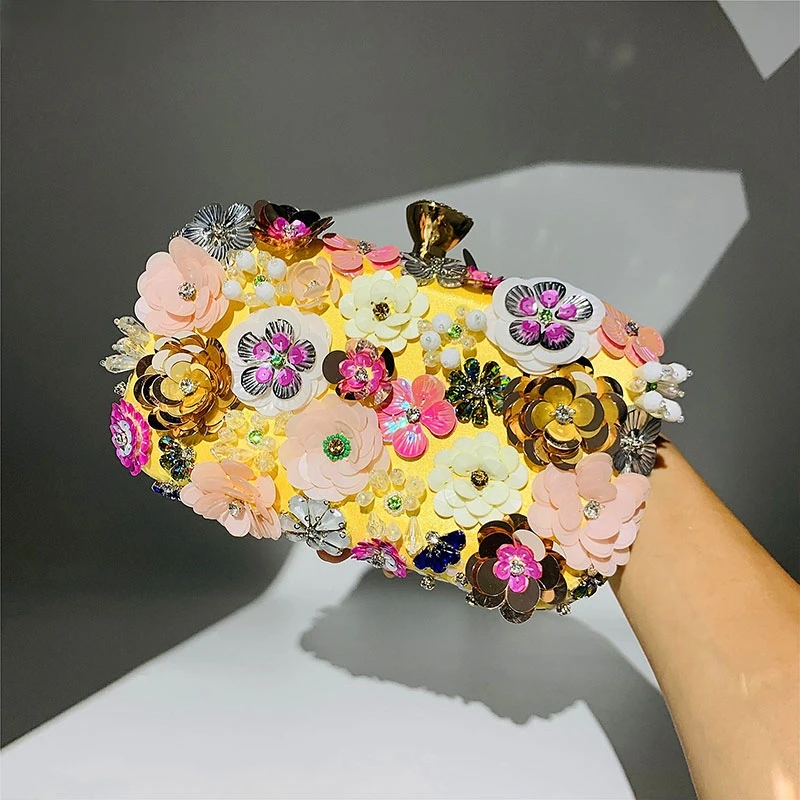 Wholesale Handmade Acrylic Evening Clutch Bag for Women Formal Party Rattan Evening Bag Bucket Evening Bag
Wholesale Handmade Acrylic Evening Clutch Bag for Women Formal Party Rattan Evening Bag Bucket Evening Bag