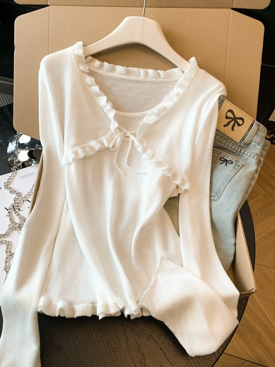 Потрясающий женский топ с V-образным вырезом и длинными рукавами, корейский стиль, для повседневной носки, с эффектом похудения, красивого дизайна
Потрясающий женский топ с V-образным вырезом и длинными рукавами, корейский стиль, для повседневной носки, с эффектом похудения, красивого дизайна