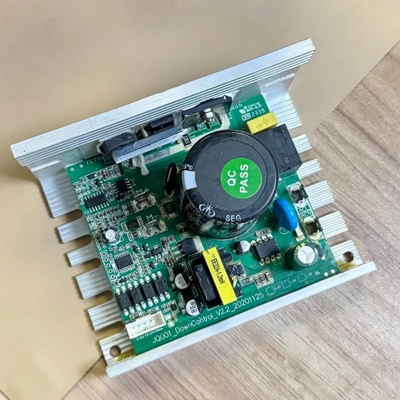 Запчасти для беговой дорожки Kellesman Xinyoumei U3H JQ001, основная плата под плату управления, компьютерная плата, новые аксессуары
Запчасти для беговой дорожки Kellesman Xinyoumei U3H JQ001, основная плата под плату управления, компьютерная плата, новые аксессуары