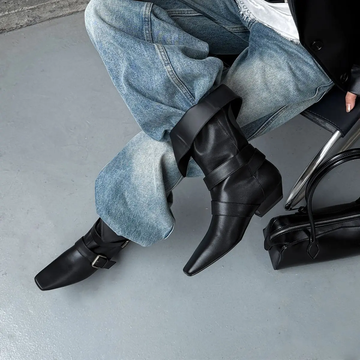 Arden Furtado Autumn Belt buckle cowhide Mid-Calf boots Square toe pull-on Middle heel Modern boots Large size Women's Boots
Arden Furtado Autumn Belt buckle cowhide Mid-Calf boots Square toe pull-on Middle heel Modern boots Large size Women's Boots
