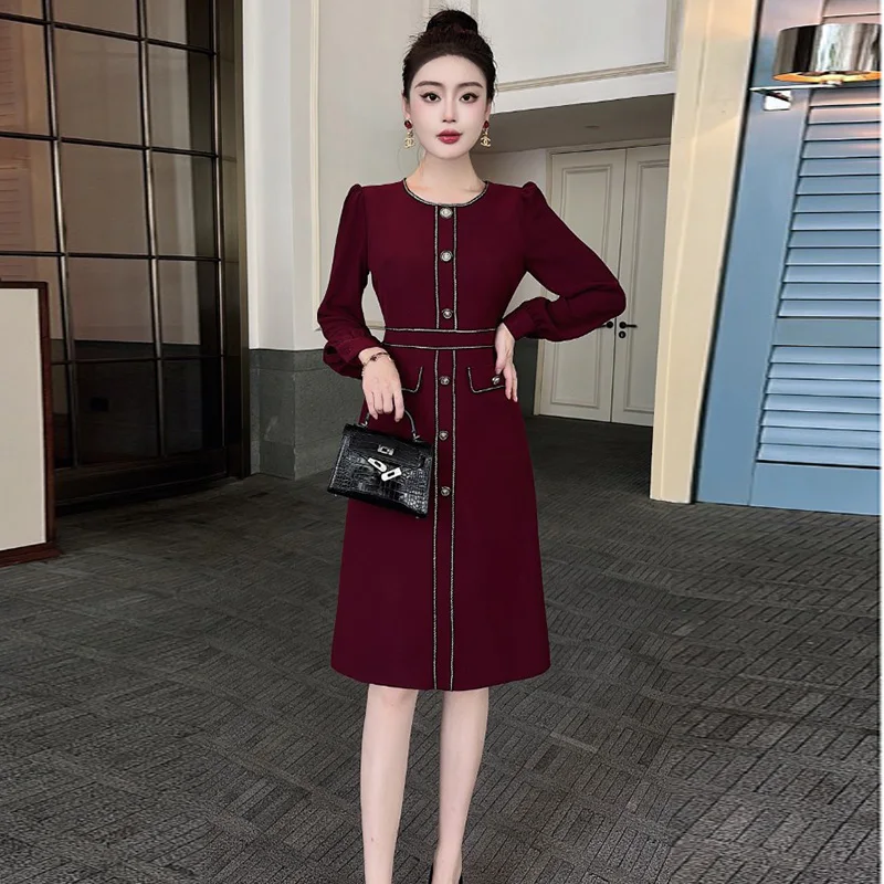 ZJYT Designer 2024 Fashion Autumn Dresses for Women Long Sleeve Hit Color Buttons Slim Knee Length Office Casual Dress Black Red
ZJYT Designer 2024 Fashion Autumn Dresses for Women Long Sleeve Hit Color Buttons Slim Knee Length Office Casual Dress Black Red