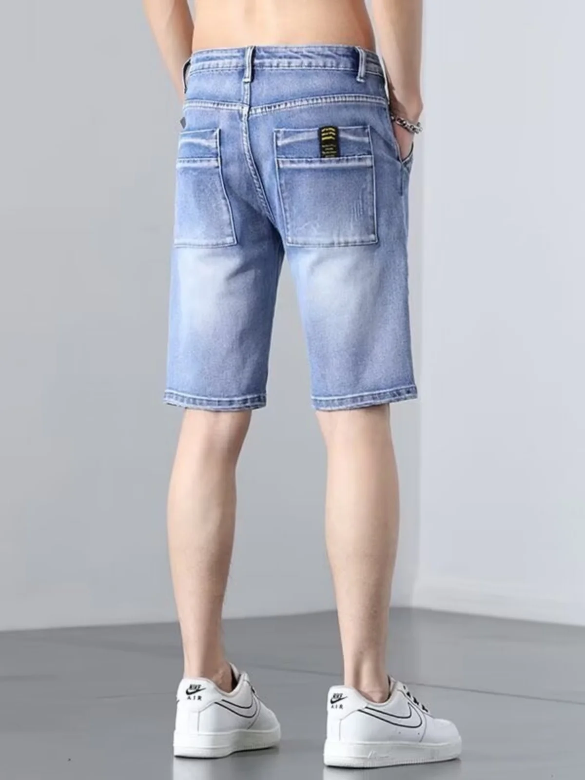 New 2025 Men's Slim Fit Straight Leg ort Jeans Casual Versatile Elastic Five-Quarter Length Summer Thin Denim Casual orts
New 2025 Men's Slim Fit Straight Leg ort Jeans Casual Versatile Elastic Five-Quarter Length Summer Thin Denim Casual orts