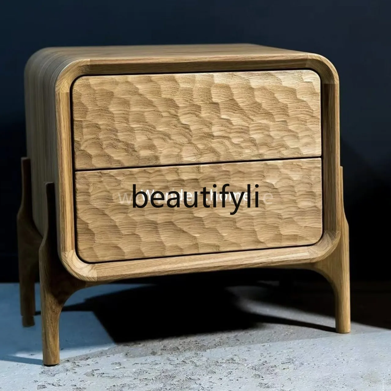 Italian light luxury solid wood relief bedside table storage cabinet household retro locker
Italian light luxury solid wood relief bedside table storage cabinet household retro locker