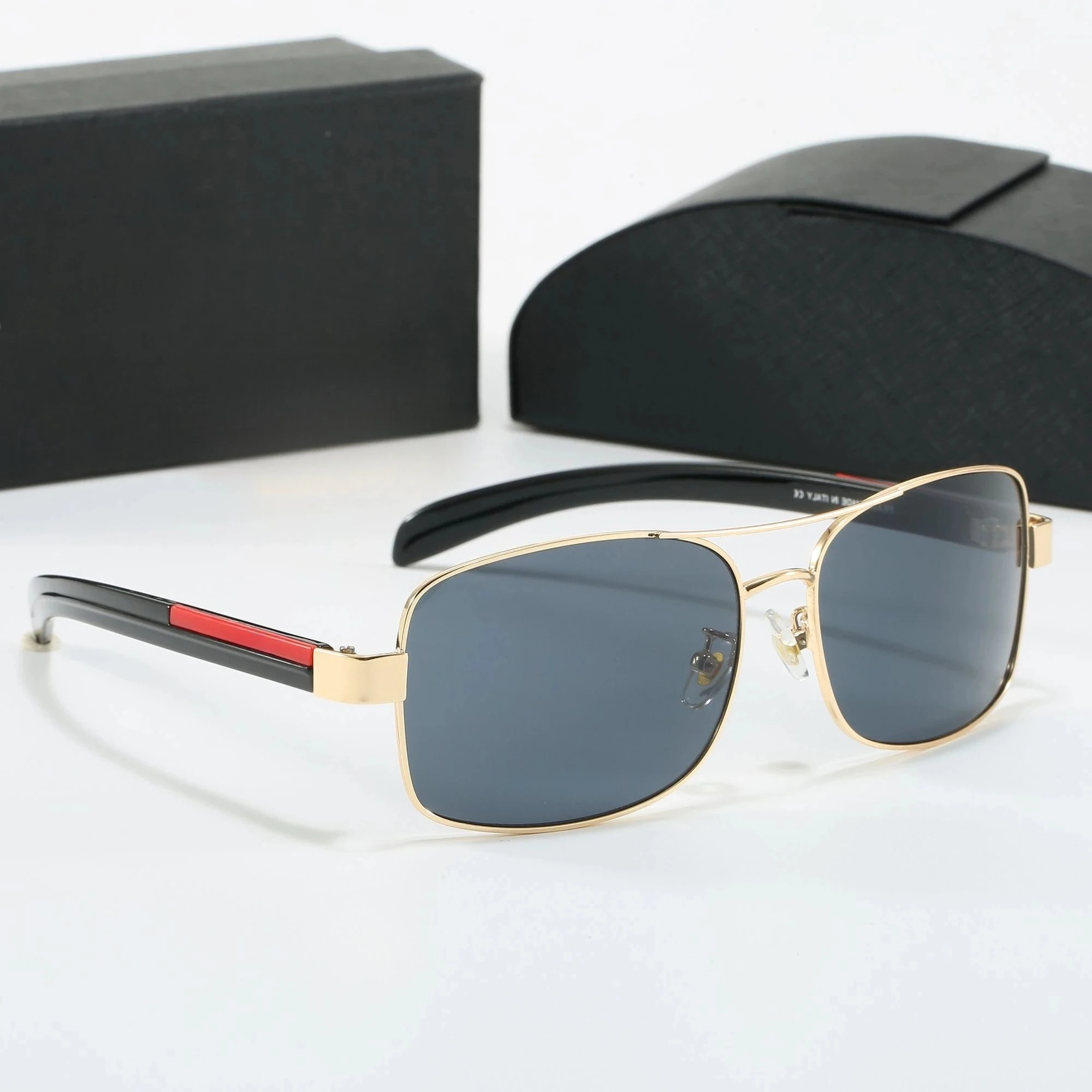 Luxury Women's Square Sunglasses Designer Style Polarized UV-protective Sunglasses Versatile for Everyday Outdoor Wear Gifts
Luxury Women's Square Sunglasses Designer Style Polarized UV-protective Sunglasses Versatile for Everyday Outdoor Wear Gifts