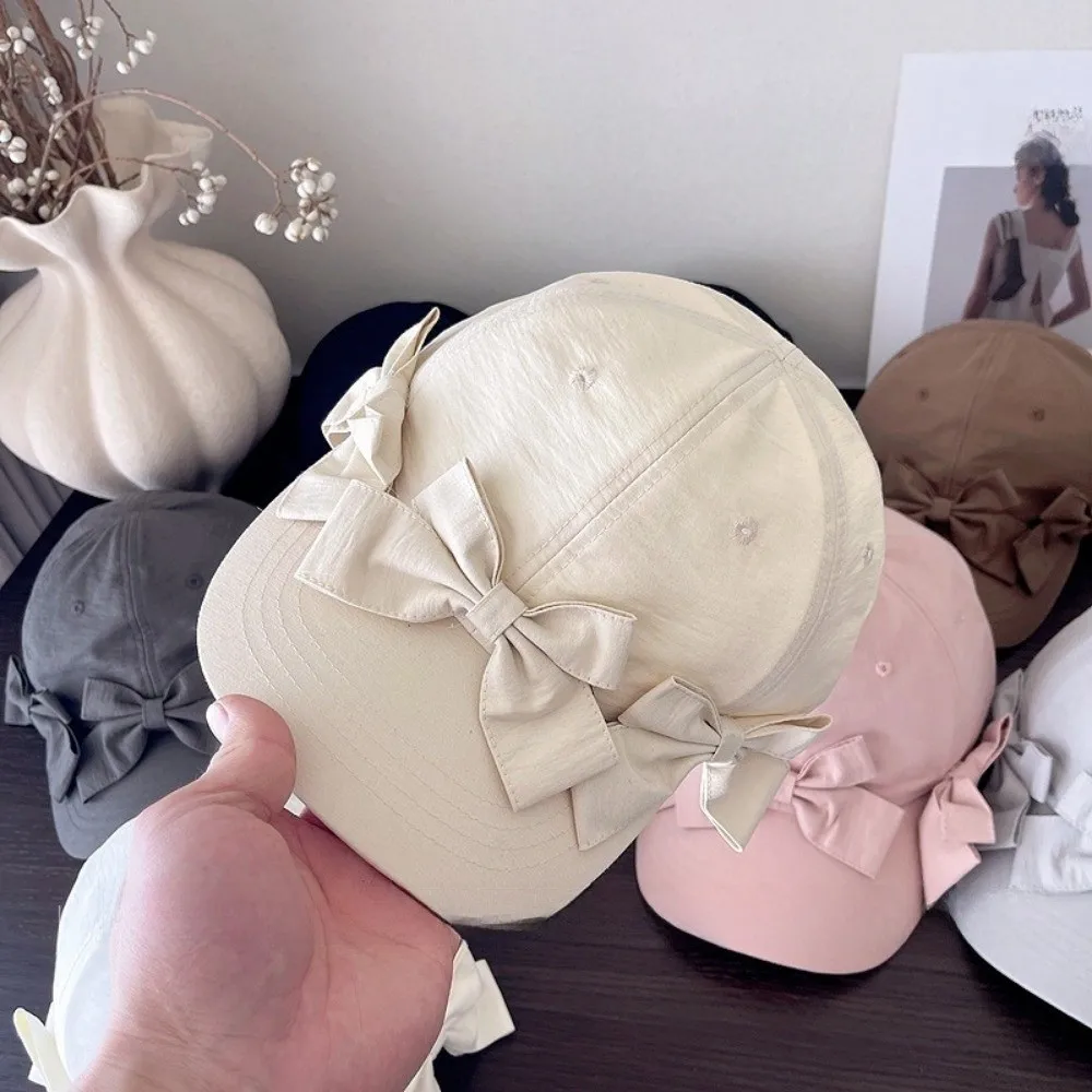 New Lightweight Bowknot Baseball Caps Breathable Adjustable Duck Tongue Cap Solid Color Sun Protection Hat Women
New Lightweight Bowknot Baseball Caps Breathable Adjustable Duck Tongue Cap Solid Color Sun Protection Hat Women