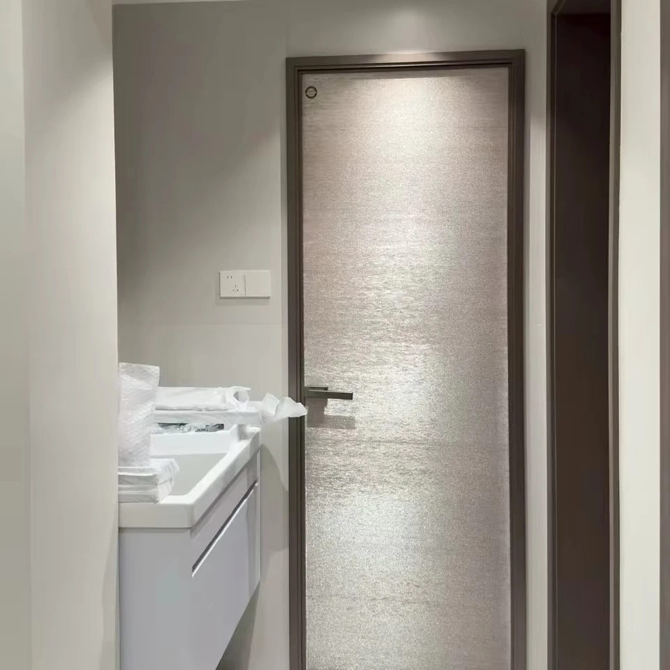 Modern Luxury Slim Frame Aluminum Bathroom Door Custom Glass Swing Door Minimalist Interior Entry Door
Modern Luxury Slim Frame Aluminum Bathroom Door Custom Glass Swing Door Minimalist Interior Entry Door
