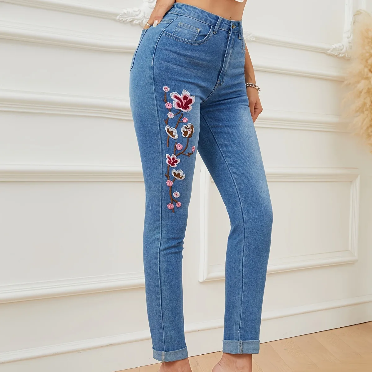 Джинсы-карандаш, женские брюки до щиколотки, потертые джинсы, брюки с высокой талией, узкие карманы на молнии, повседневные осенние легкая эластичная одежда
Джинсы-карандаш, женские брюки до щиколотки, потертые джинсы, брюки с высокой талией, узкие карманы на молнии, повседневные осенние легкая эластичная одежда