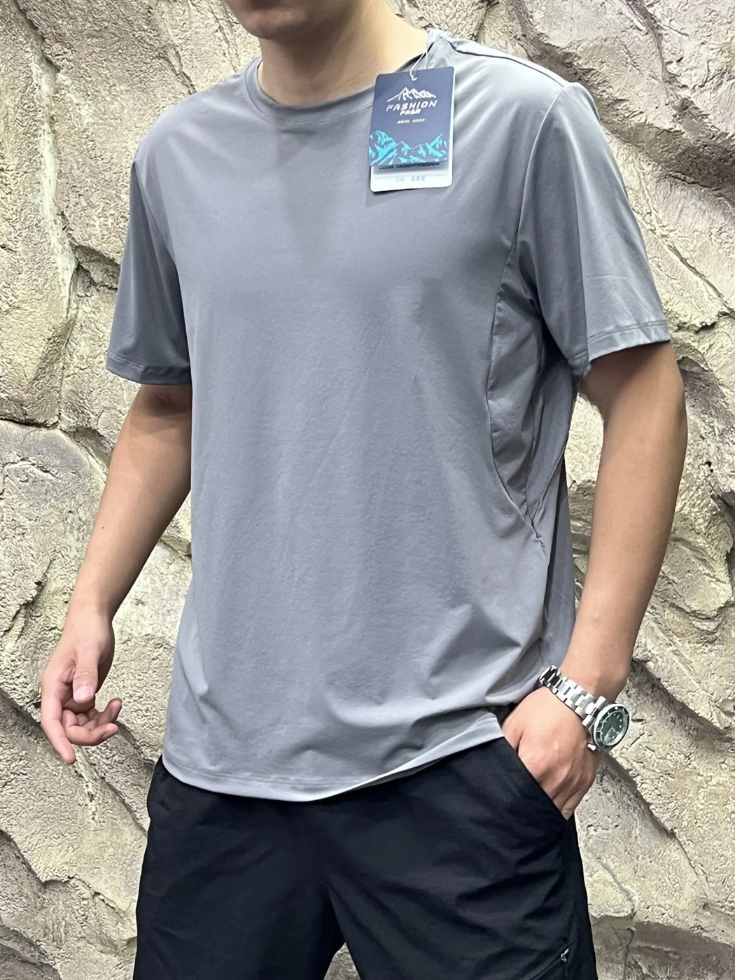 Men's Quick Dry Underarm Laser Drilling Short Sleeve Outdoor T-Shirt Breathable Moisture Wicking Casual round Neck Top
Men's Quick Dry Underarm Laser Drilling Short Sleeve Outdoor T-Shirt Breathable Moisture Wicking Casual round Neck Top