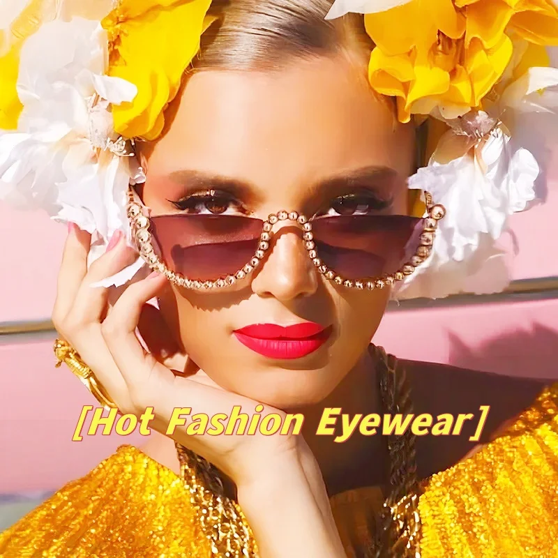 Premium Metal Diamond Concave Sunglasses Women's Daily Street Fashion Accessories Travel Holiday UV Protection Casual Sunglasses
Premium Metal Diamond Concave Sunglasses Women's Daily Street Fashion Accessories Travel Holiday UV Protection Casual Sunglasses