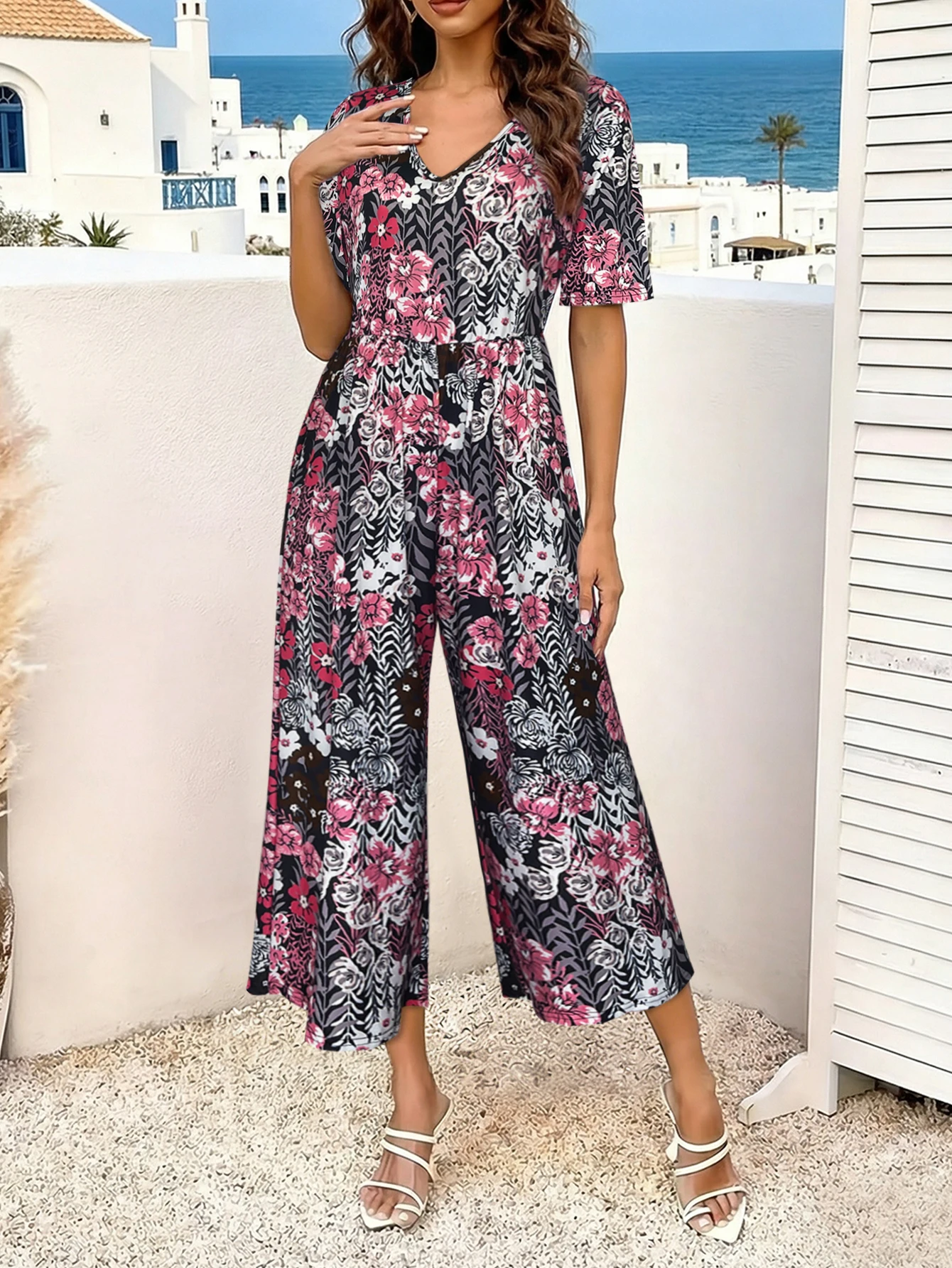 Women's Pink Floral Print Short Sleeve Jumpsuit, Summer Casual V Neck Elastic Waist Wide Leg Romper With Side Pockets
Women's Pink Floral Print Short Sleeve Jumpsuit, Summer Casual V Neck Elastic Waist Wide Leg Romper With Side Pockets